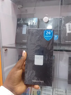 New Samsung Galaxy Z Flip 5 512 GB White