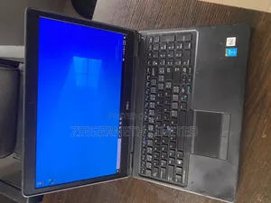 Laptop Dell Latitude E5550 4GB Intel Core i5 SSD 128GB