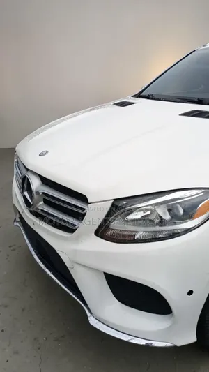Mercedes-Benz GLE-Class 2017 White