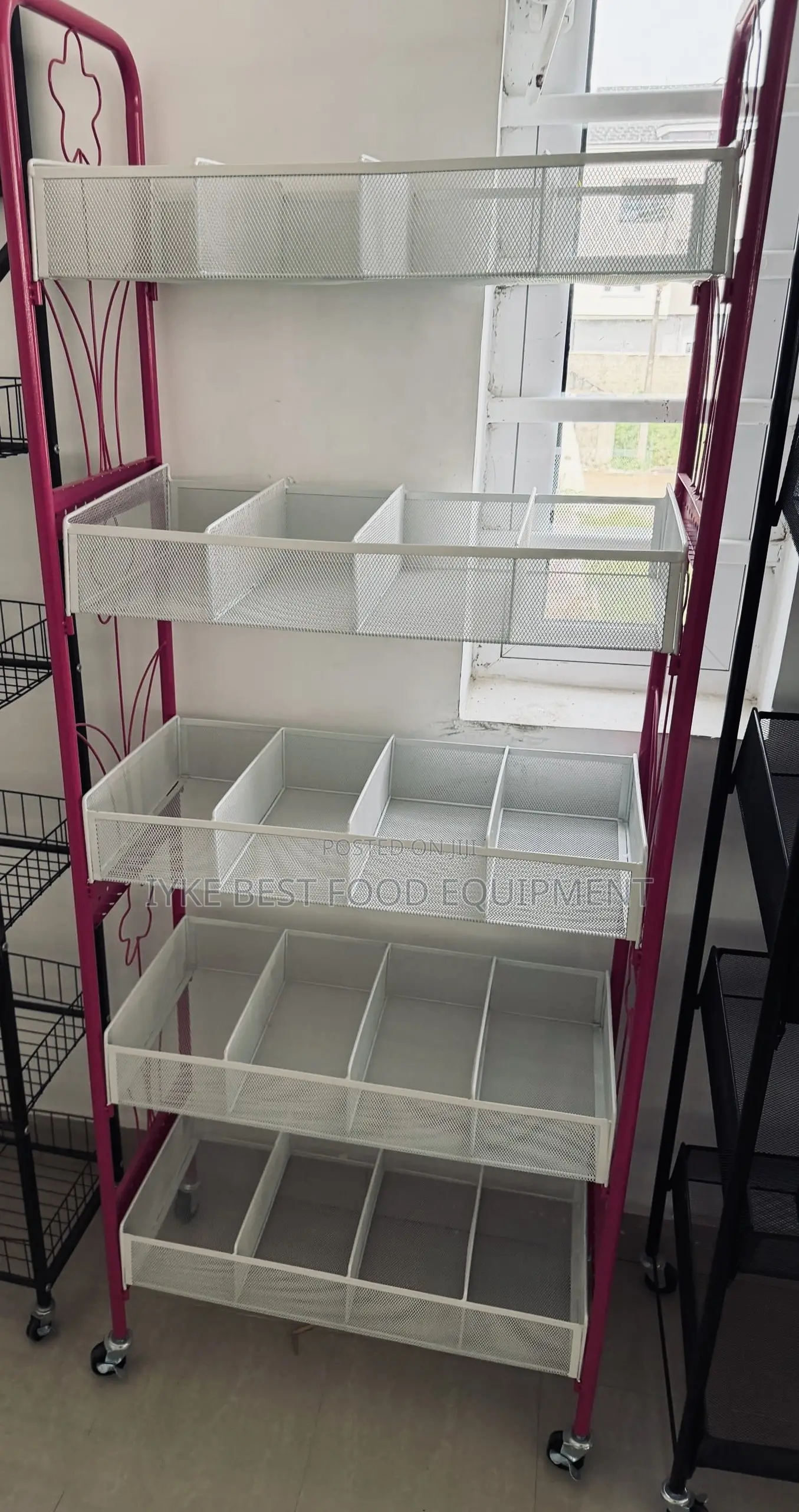Supermarket Display Shelf