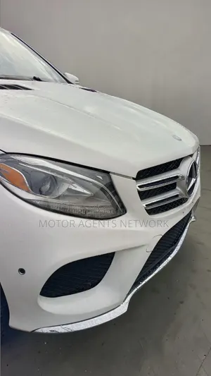 Mercedes-Benz GLE-Class 2017 White
