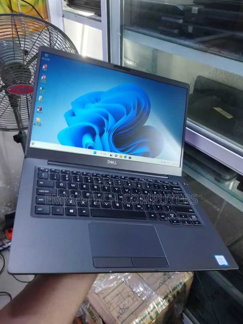Laptop Dell Latitude 7300 8GB Intel Core i5 SSD 256GB