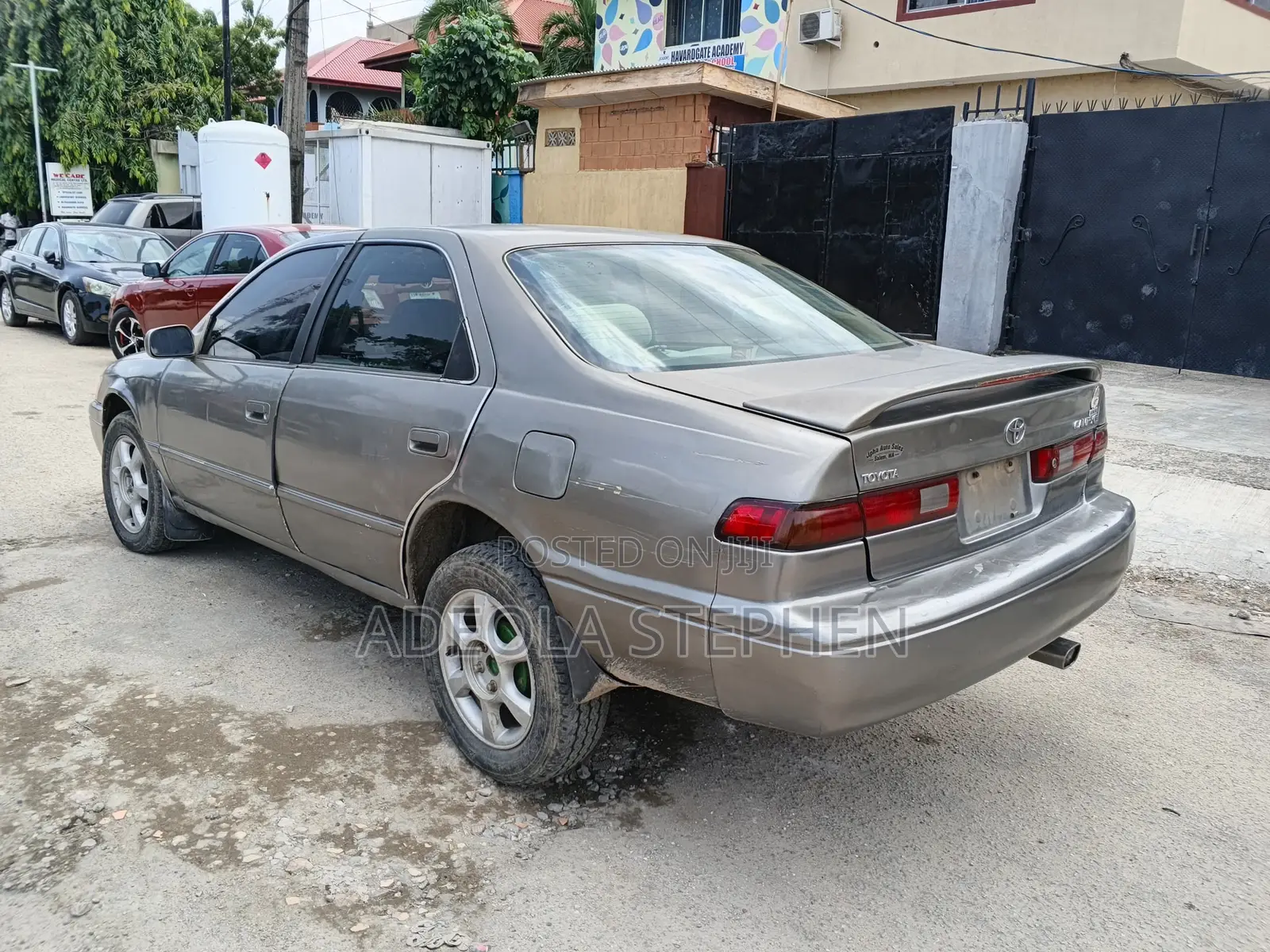 Toyota Camry Automatic 1999 Gray