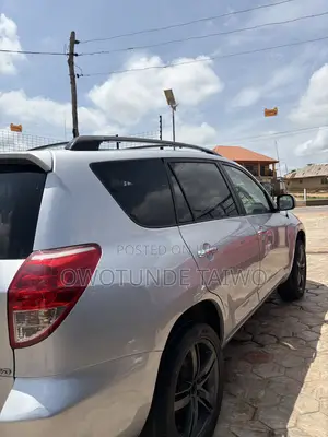 Toyota RAV4 2008 Silver