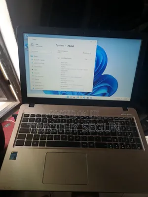 Laptop Asus X540LA 4GB Intel Core i3 HDD 1T