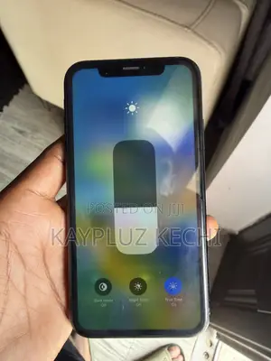Apple iPhone XR 64 GB Black
