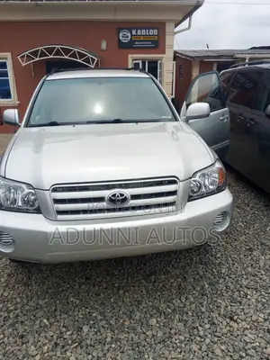 Toyota Highlander 4x4 2005 Silver