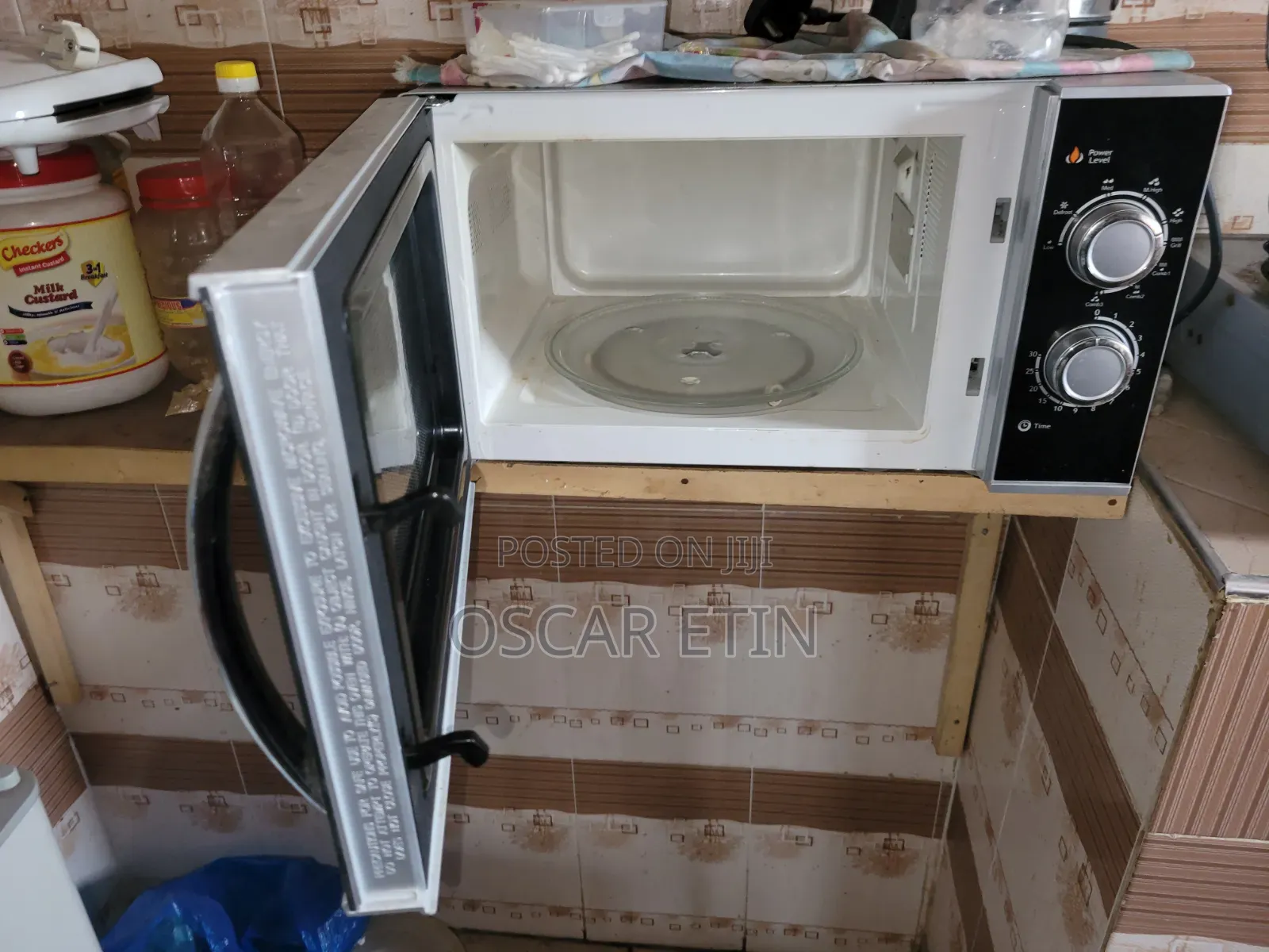 Microwave Oven