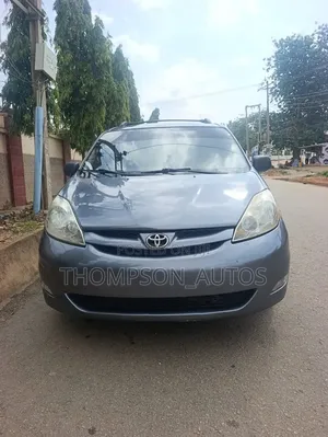 Toyota Sienna 2008