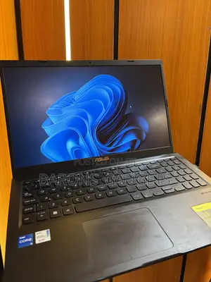 Laptop Asus Vivobook 16 8GB Intel Core i5 SSD 512GB