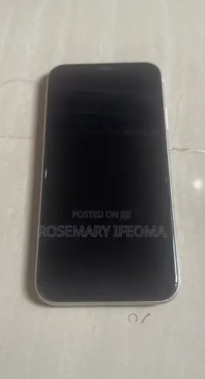 Apple iPhone 11 128 GB White
