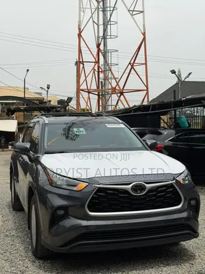 Toyota Highlander XLE AWD 2020 Gray