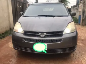 Toyota Sienna 2006