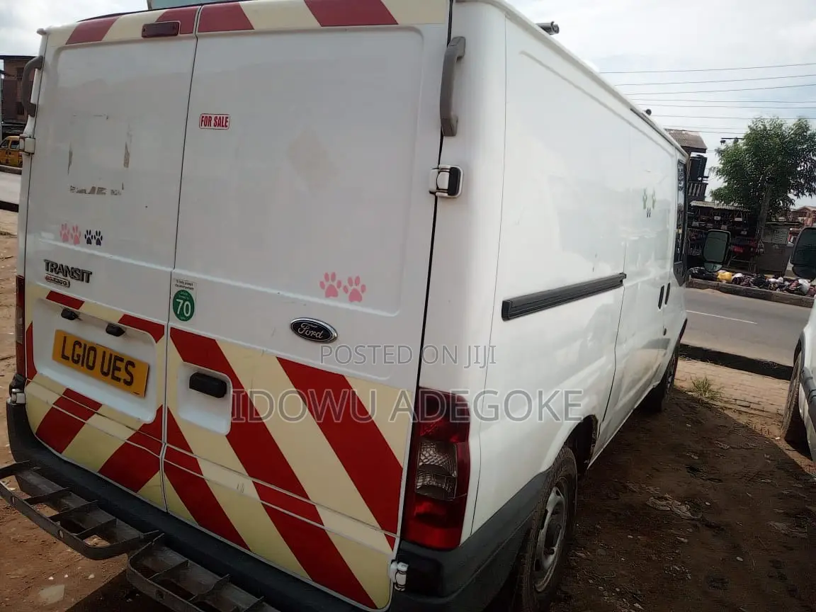 Ford Transit 2010 White