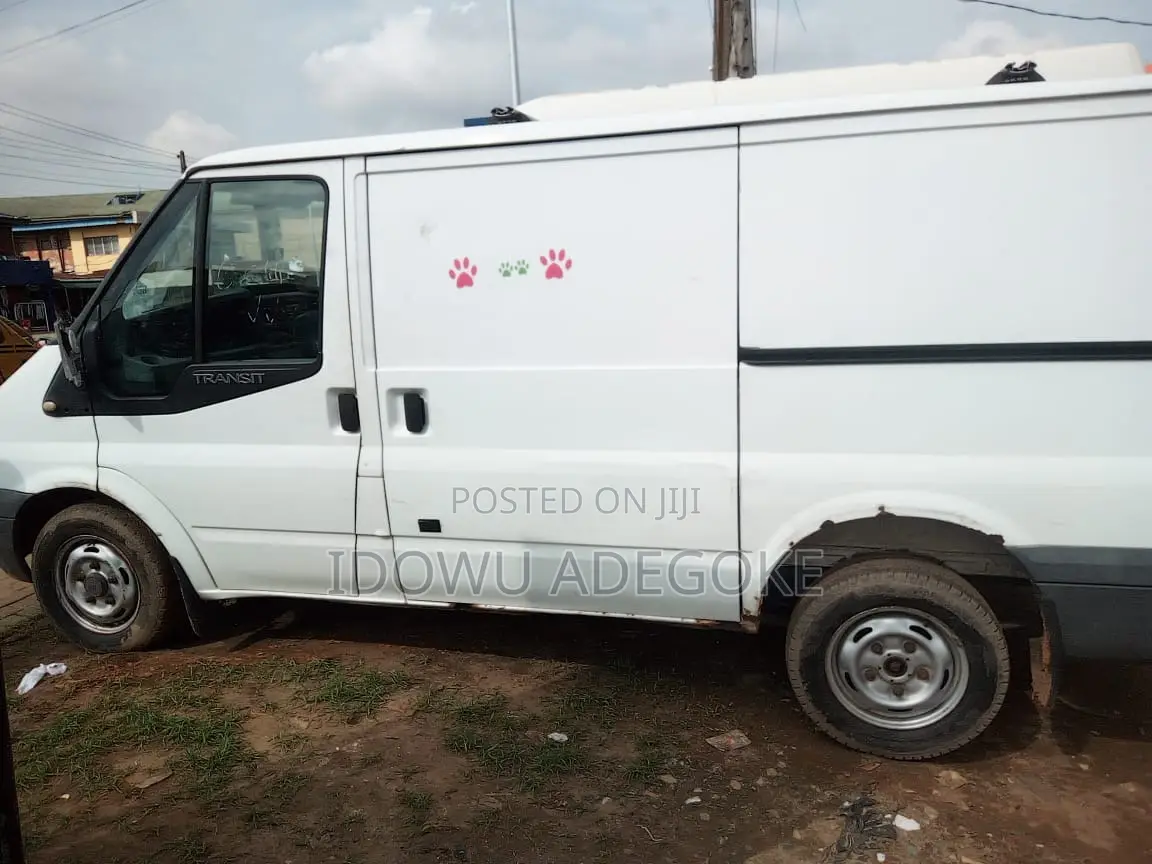 Ford Transit 2010 White