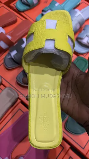 Hermes Slippers