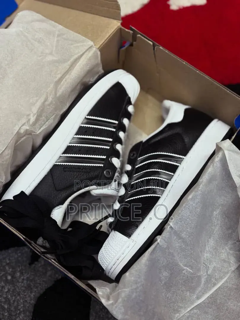 Adidas Super Star Low Og Sneakers