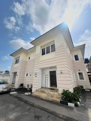 4bdrm Duplex in Lekki Phase 1 for rent