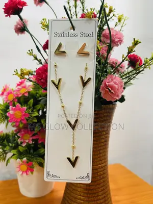 Stainless Steel Gold Geometric v-Shape Chevron Jewelry Set
