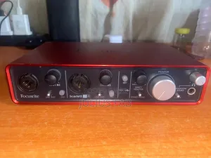 Focusrite Sound Card 2i4 2nd Gen