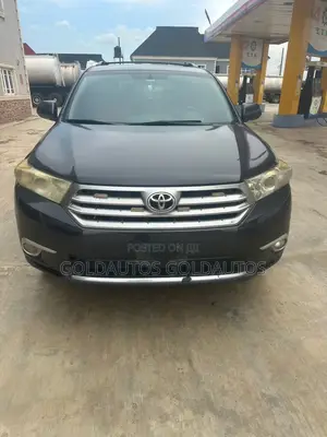 Toyota Highlander Limited 3.5l 4WD 2013 Gray
