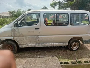 Toyota HiAce 2010 Grey