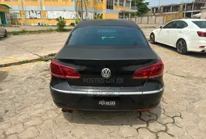 Volkswagen Passat 2014 Black