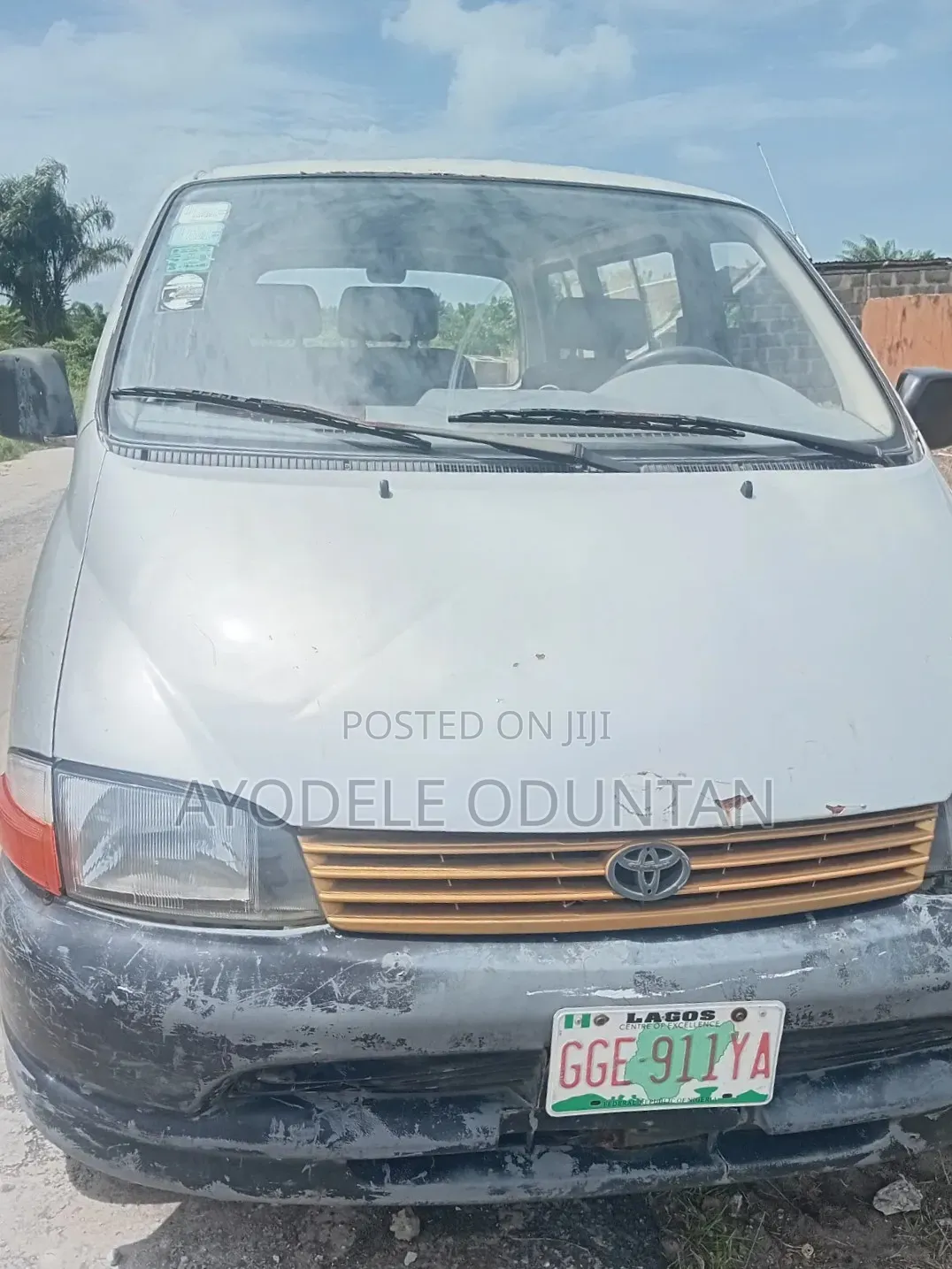 Toyota HiAce 2010 Grey
