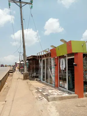 4bdrm Bungalow in Ijede / Ikorodu for sale