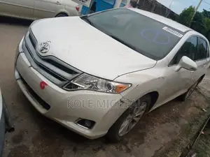 Toyota Venza 2015 White