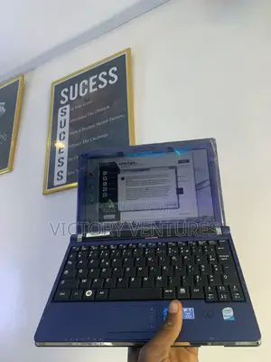 Laptop Samsung NC10 1GB Intel Atom HDD 72GB