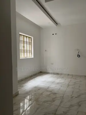 Furnished 3bdrm Duplex in Jahi Gilmore for rent