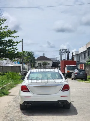 Mercedes-Benz E300 2018 White