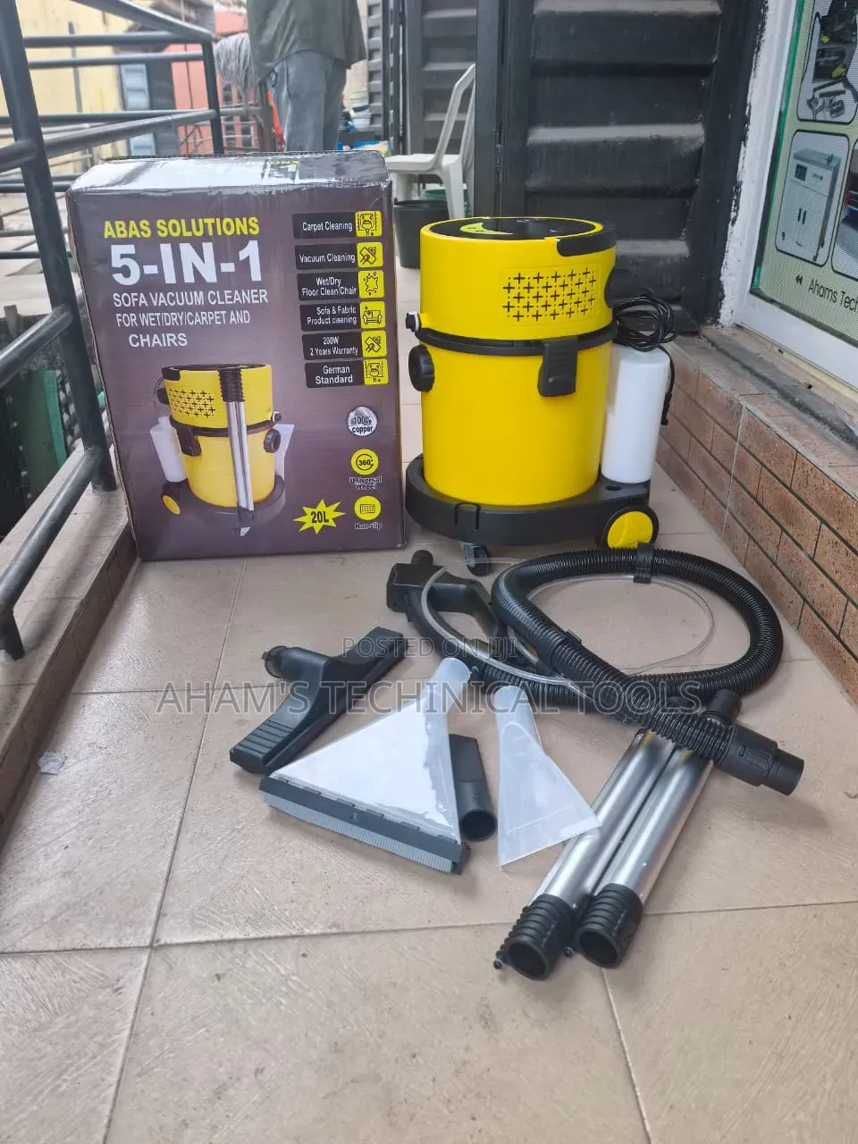 Extractor Vacuum Cleaner 20l