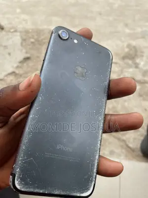 Apple iPhone 7 32 GB Black
