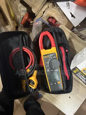 Fluke Digital Meter
