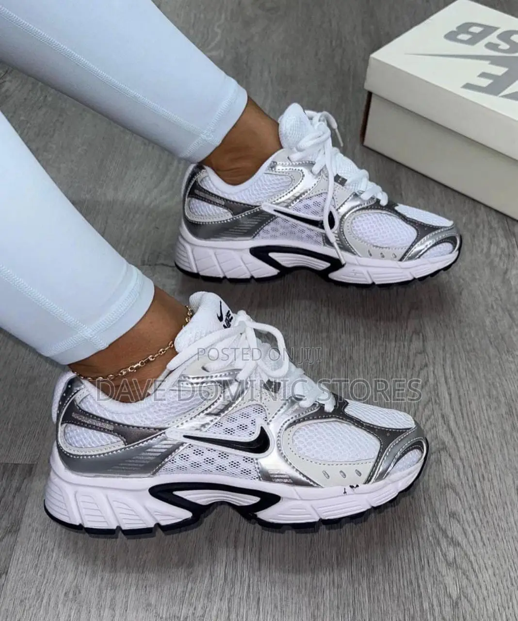 Original Nike V5 RNR Luxury Sneakers