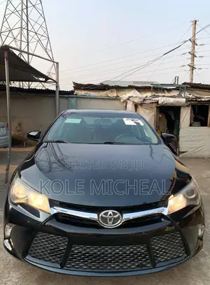 Toyota Camry 2017 Black