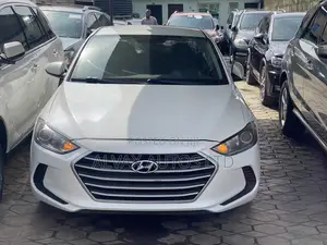 Hyundai Elantra 2017 White