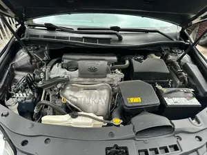 Toyota Camry LE 4dr Sedan (2.5L 4cyl 6A) 2015 Gray