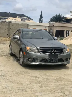 Mercedes-Benz C300 2009 Gray