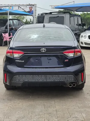 Toyota Corolla SE 2020 Blue