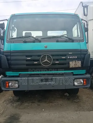 1420 M/Benz Pickup Truck