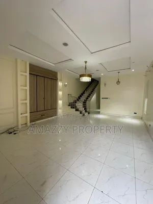 4bdrm Duplex in Chevrons for rent