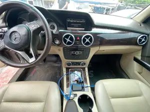 Mercedes-Benz GLK-Class 2015