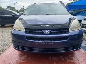 Toyota Sienna LE AWD (3.3L V6 5A) 2004 Blue