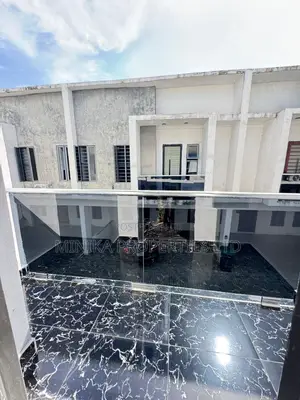 4bdrm Duplex in Victoria Crest, Lekki for rent
