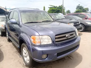Toyota Sequoia SR5 4dr SUV (4.7L 8cyl 4A) 2004 Blue