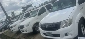 Toyota Hilux 2.7 VVT-i 4X4 SRX 2012 White