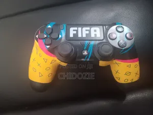 Ps4 Pad and Wwe 2k20